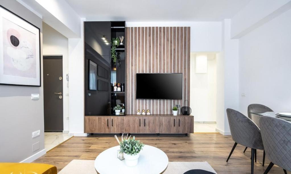 Majestic Apartament With View In Magheru Букурещ Екстериор снимка