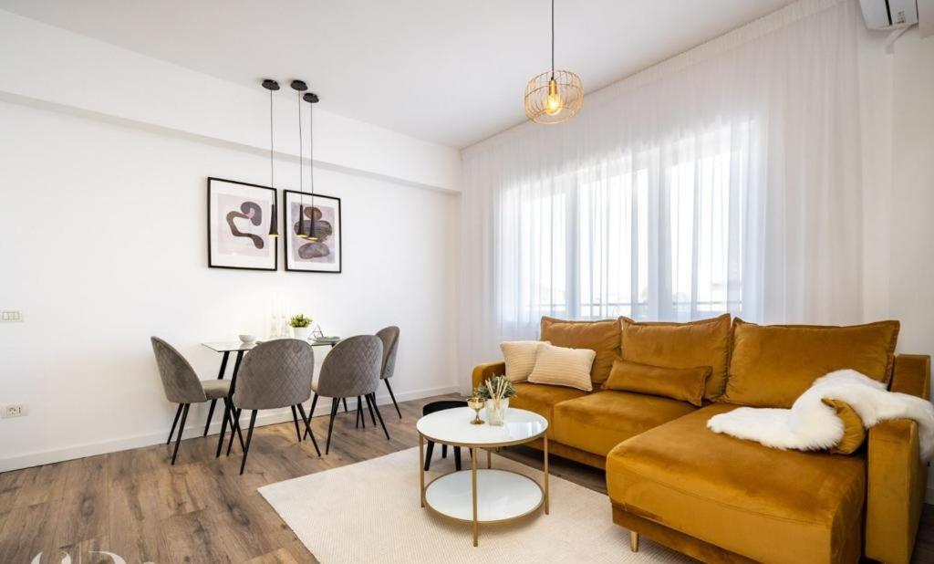 Majestic Apartament With View In Magheru Букурещ Екстериор снимка