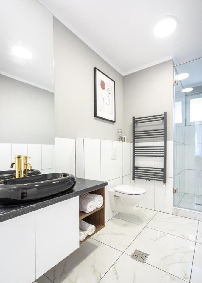 Majestic Apartament With View In Magheru Букурещ Екстериор снимка